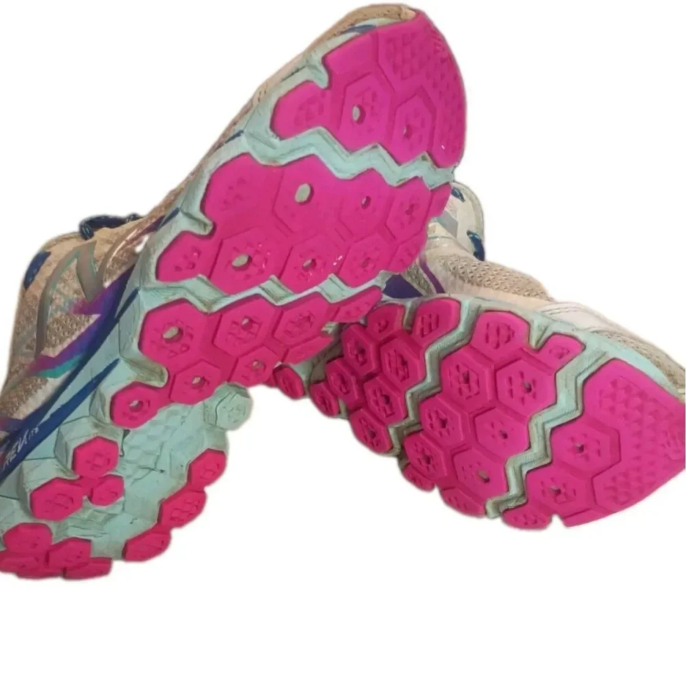 New Balance 3190 v2 Womens Sz 9.5  Rev Lite Cushioning Running Shoes